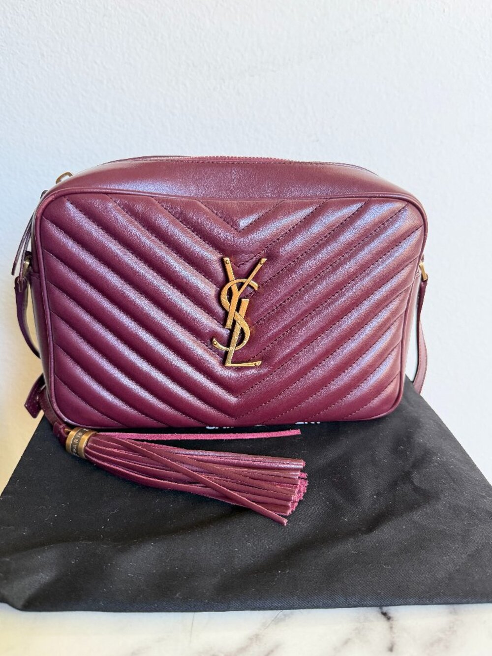 🍷 Saint Laurent Lou Camera Bag Chevron Burgundy 🍷
